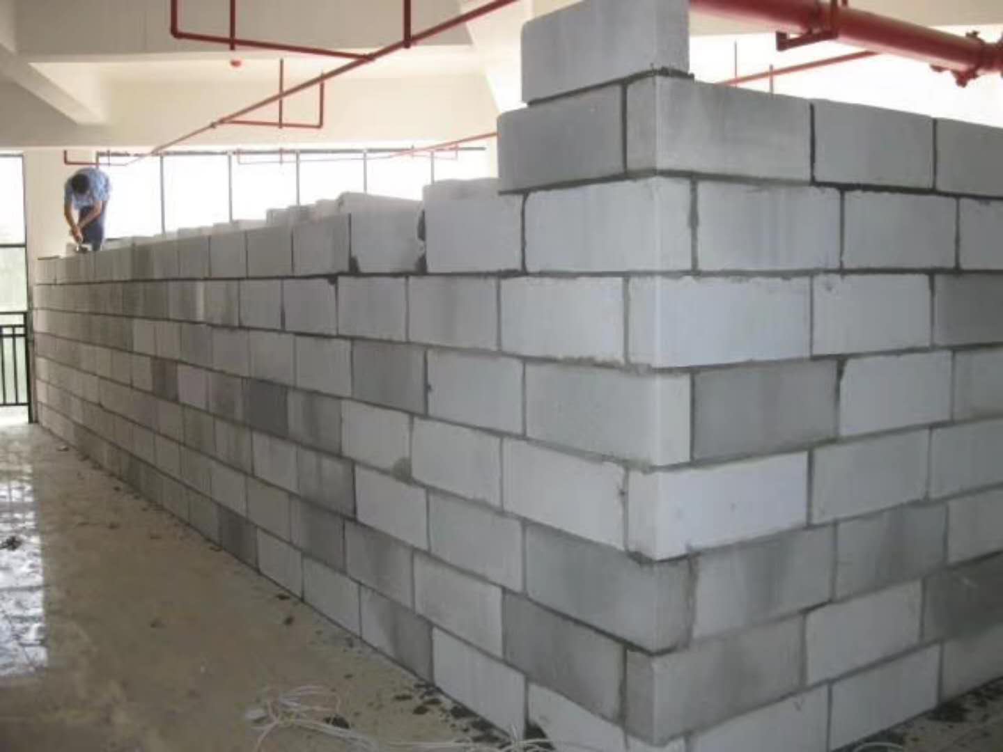 阳明蒸压加气混凝土砌块承重墙静力和抗震性能的研究